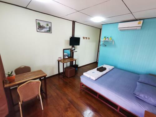 Hostal Chanida Home