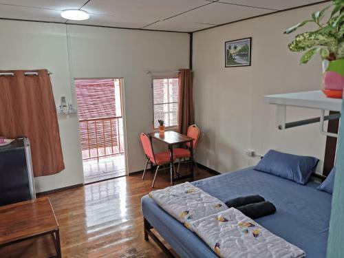 Hostal Chanida Home