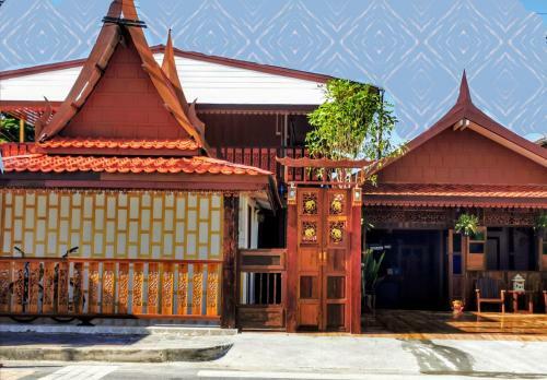 Hostal Chanida Home