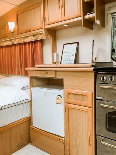 Nice Nite Campervans