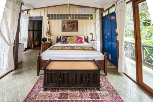 Hostal Phuttal Residence