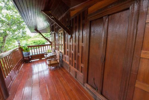 Hostal Phuttal Residence
