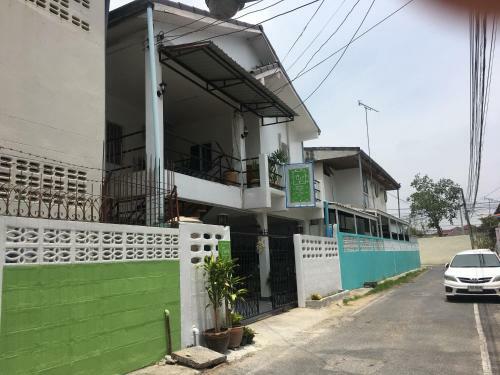 Hostal T&n Home Ayutthaya