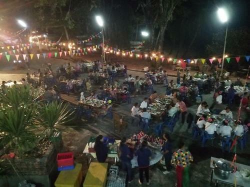 Hotel Jansom Beach Resort