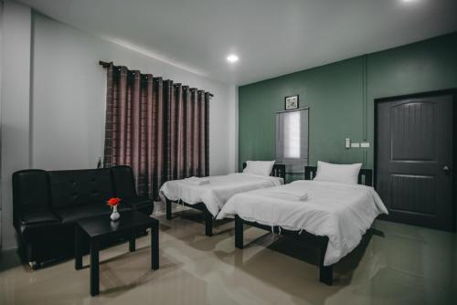 Hostal G Place