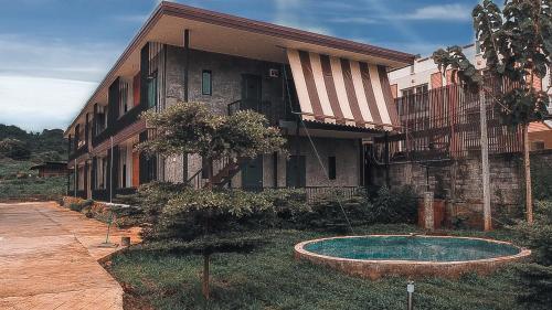 Hostal G Place