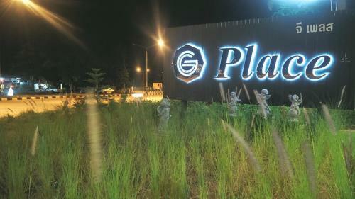 Hostal G Place