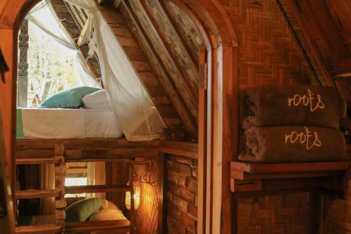 Lodge Roots Tree House