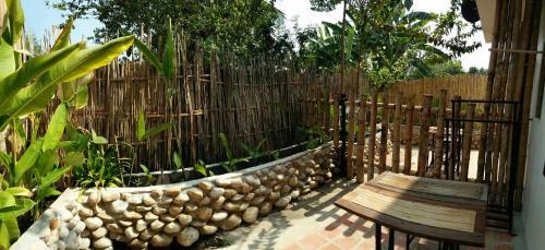 Hostal Kingfisher House