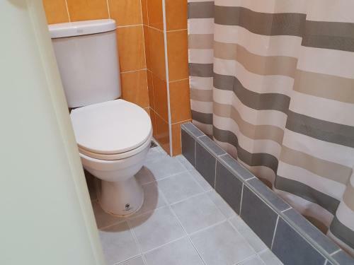 Apartamento Boonthavon Maejo Hotel
