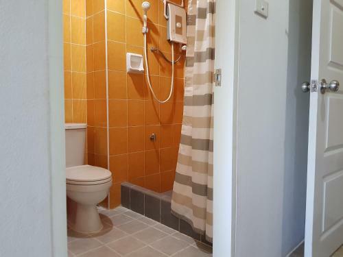 Apartamento Boonthavon Maejo Hotel