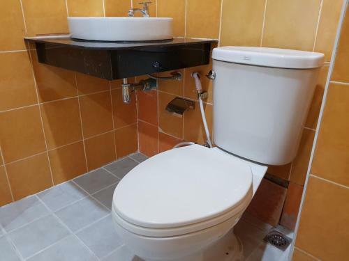 Apartamento Boonthavon Maejo Hotel
