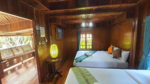 Hostal ????????????-????????????