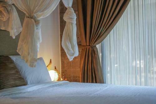Villa Tranquility With Private Pool At Rice Fields