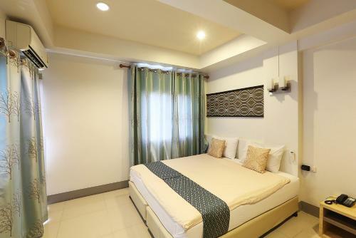 Aparthotel V Place Residence