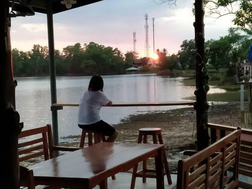 Hostal Khum Thong Resort