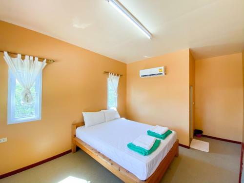 Hotel Monterey Park Resort