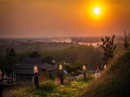 Hotel Monterey Park Resort