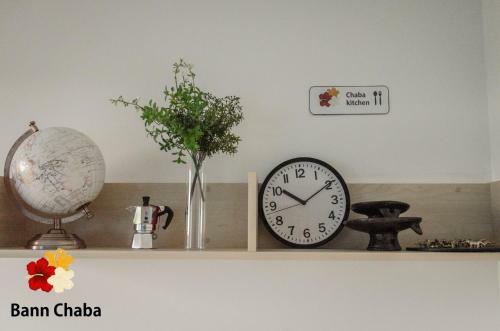 Apartamento Bann Chaba Hostel