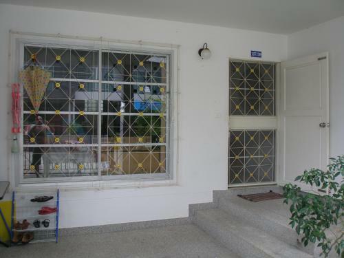 Town House Mukdara