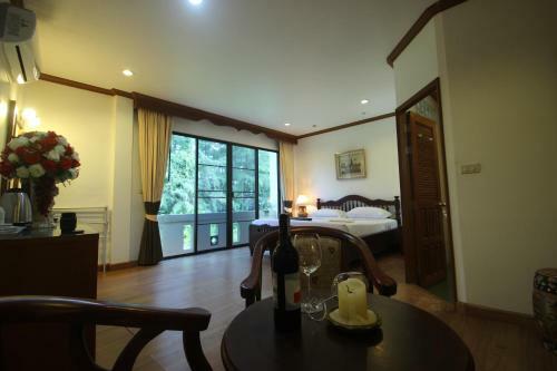 Hotel Naithon Beach Villa