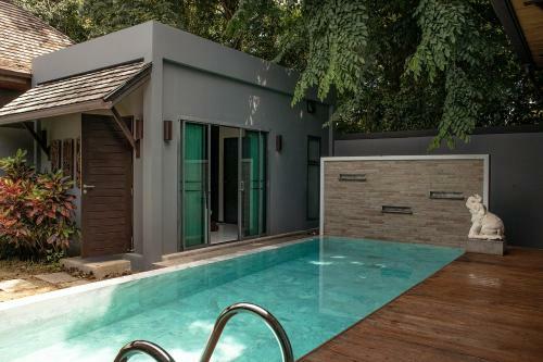 Lucky Villa