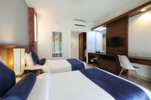 Hotel Blu Boat Pool Access Resort