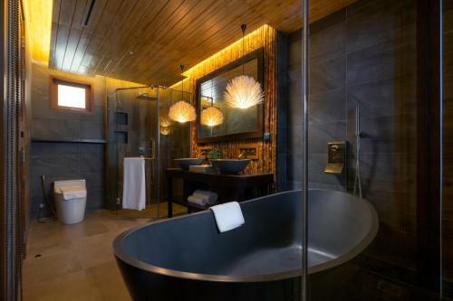 Hotel Sinae Phuket - Sha Extra Plus