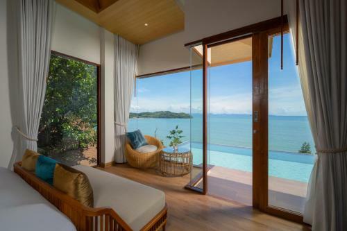 Hotel Sinae Phuket - Sha Extra Plus