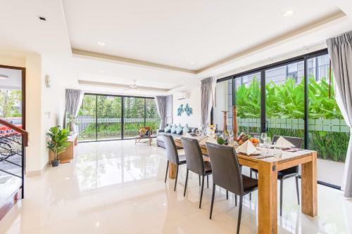 Laguna Park 5br Modern Pool Villas - Bangtao Beach