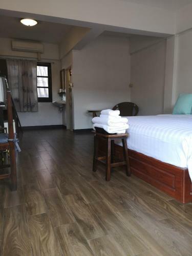 Roongthoeng Heritage Hotel