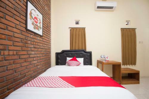 Hotel Oyo 952 Annisa Syariah Residence