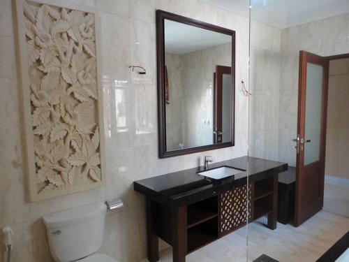Villa Taman Mumbul #268