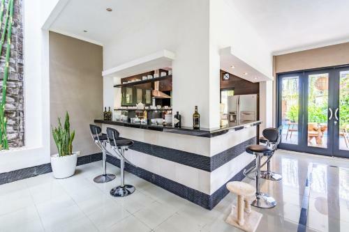 Anedda Mutiara Villa