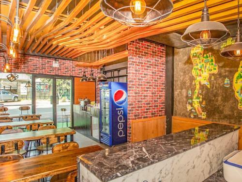 Hotel Sleepbox Hostel Suratthani
