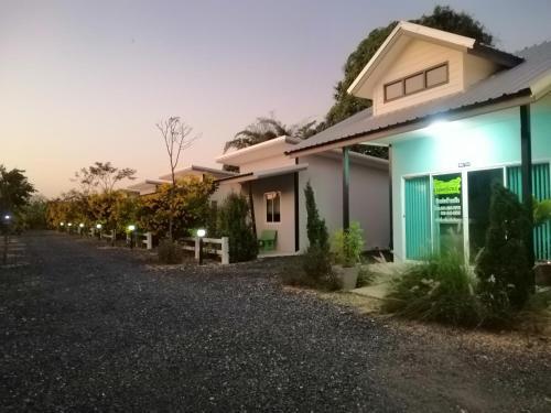 Hotel Nopparat Resort -???????-