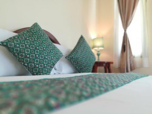 Hostal Baan Bussaba Hotel