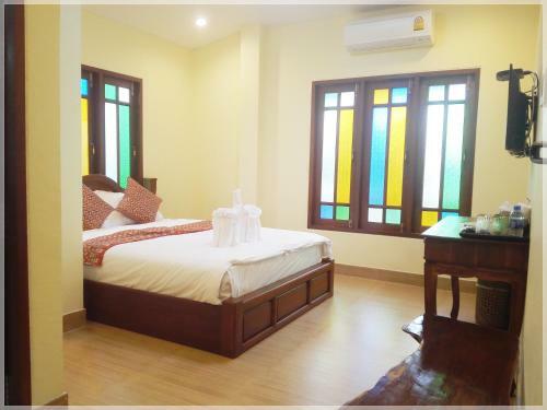 Hostal Baan Bussaba Hotel