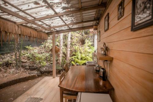 Hostal Happy Yogi Huts
