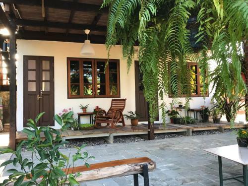 Hostal ????????????? ??????? Krunou Baanpak