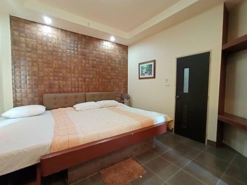 Bed & Breakfast Kireeya Villa