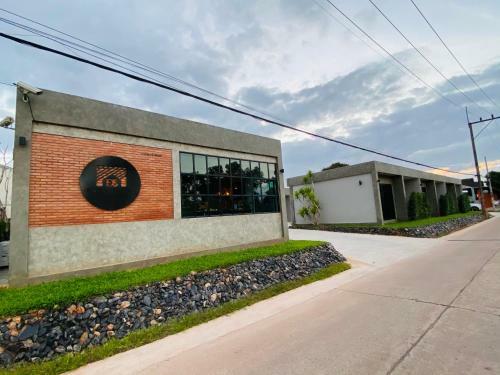 Hotel Dark Sugar Resort