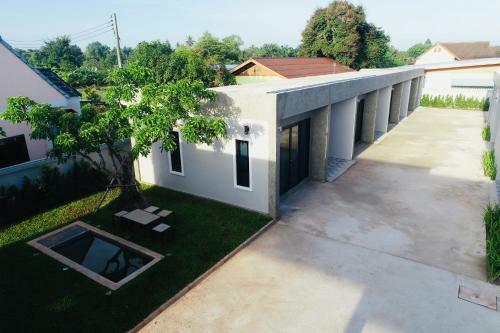 Hotel Dark Sugar Resort