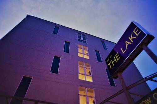 Hotel The Lake Udon