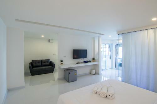 Thewhitehotel By Charoensri - Sha Extra Plus