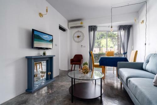 1 Bedroom Apartment In Replay