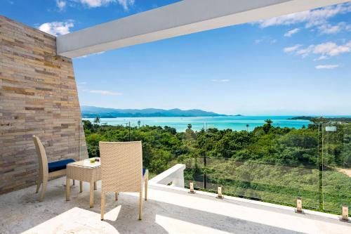 Sunset Lagoon | Villa Rihanna 2