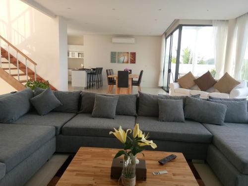 6 Br Luxury Seaview Villa Bang Po (Lil)