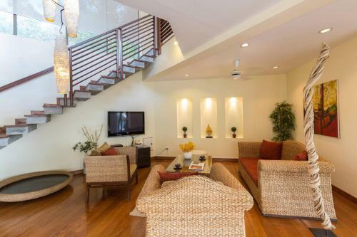 Relaxing Villa, Amazing View To Angthon Marine Park