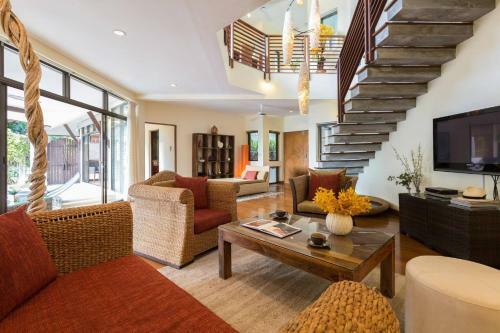 Relaxing Villa, Amazing View To Angthon Marine Park